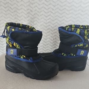 Athletech Big Kids Winter Duck Boots. Size 2
